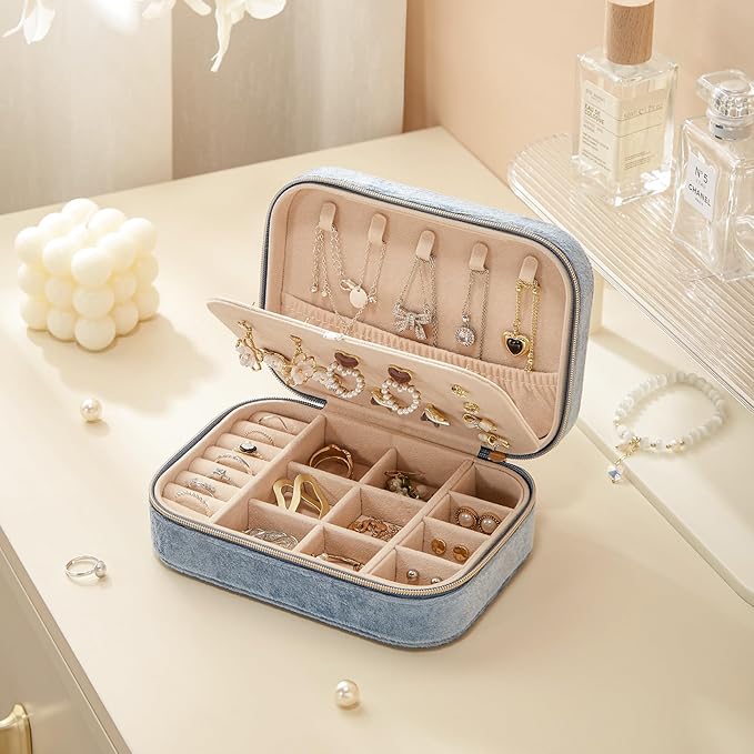 CASEGRACE Plush Velvet Travel Jewelry Box, Portable Jewelry Case for Women Girls, Double Layer Jewelry Organizer Display Box for Necklace Earring Rings Bracelet, Travel Accessory Gifts, blue