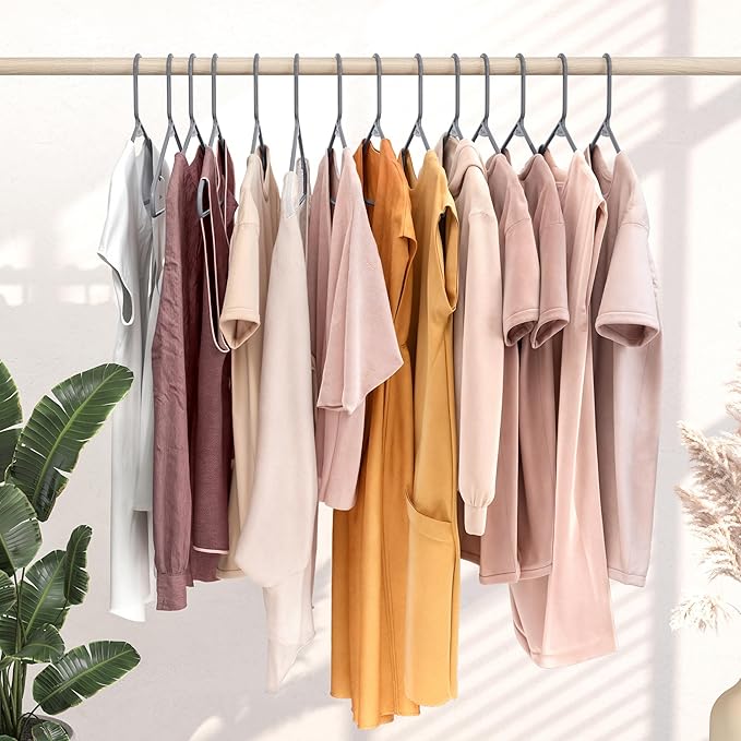 Plastic Hangers 20 Pack Grey - Clothes Hangers - Makes The Perfect Coat Hanger and General Space Saving Hangers for Closet and New Apartment Essentials - Percheros Ganchos para Colgar Ropa Hangars