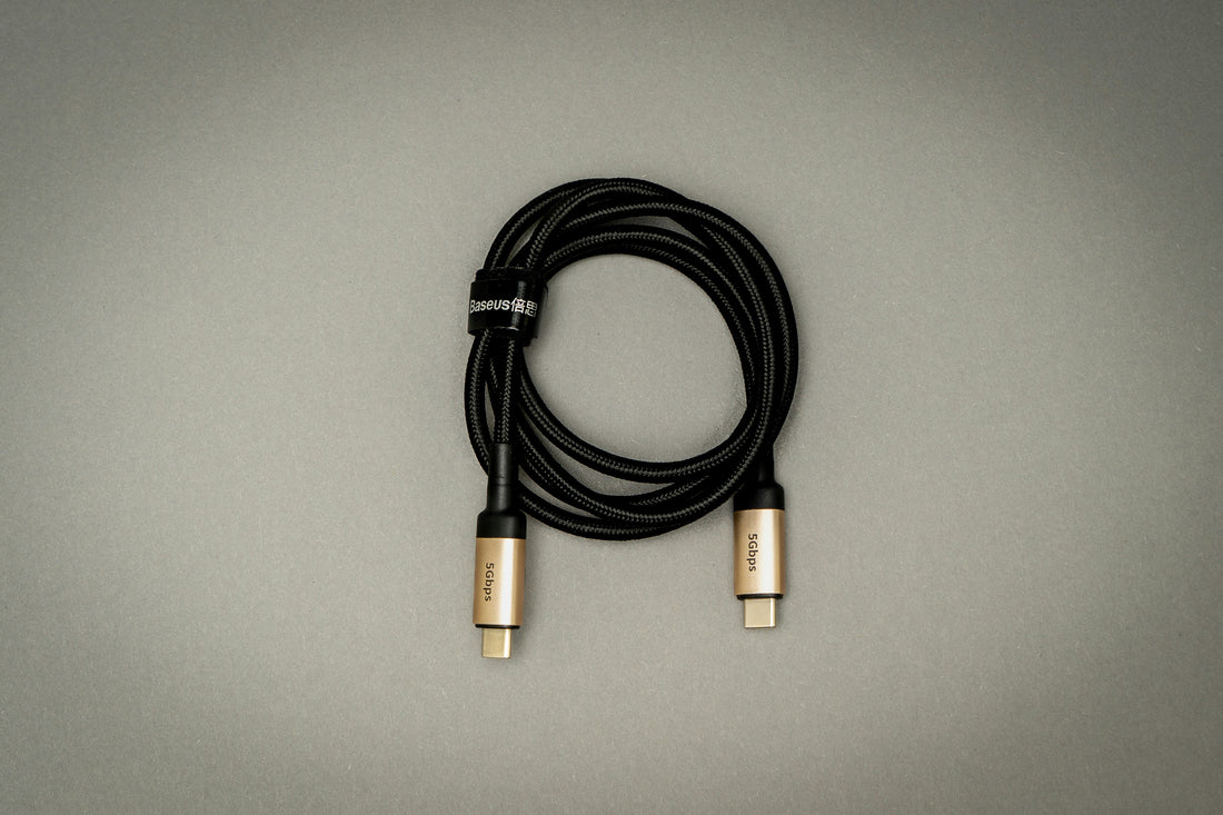 [ORGMENT] The "One-Touch" Cable Rule: Taming the mess behind your desk
