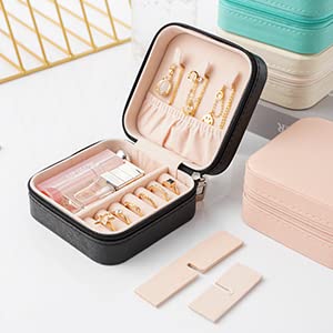 Neveika Portable Travel Mini Jewelry Box Leather Jewellery Ring Organizer Case Storage Gift Box Girls Women (black).