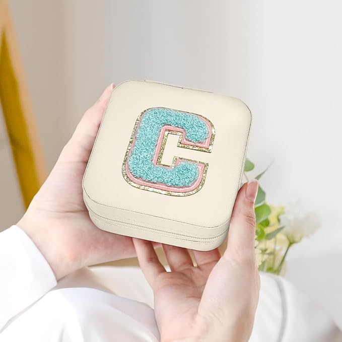 SANDJEST Personalized Jewelry Box, White Travel Jewelry Box with Initial C, Small Monogrammed Jewelry Case Organizer for Girls Women Teen Kids, Mini Travel Essentials Gifts for Birthday Christmas