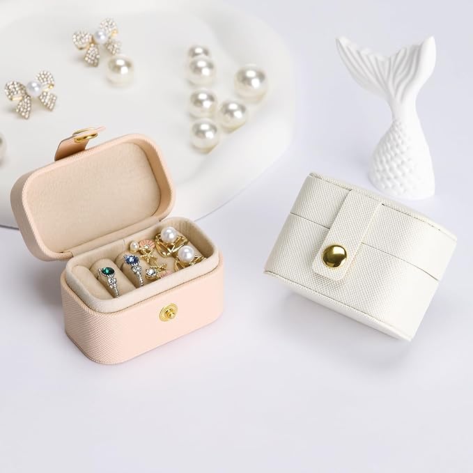 KUKUVR Small Travel Jewelry Box For Ring Stud Earring, Mini Jewelry Ring Holder for Multiple Rings, Portable Jewelry Storage Organizer Case (Pink)