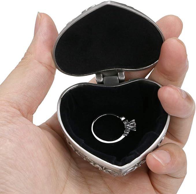 Hipiwe Vintage Heart Shape Jewelry Box - Small Antique Ring/Earrings/Necklace Storage Organizer Case, Metal Treasure Chest Trinket Keepsake Gift Box for Women