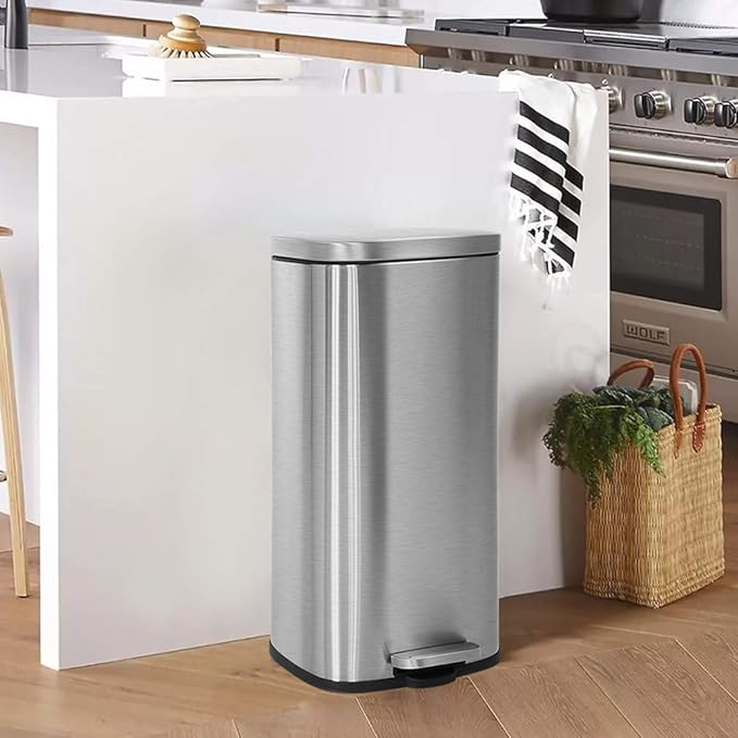 FDW | 8 Gallon Trash Can with Lid | Stainless Steel | Fingerprint Proof | Made of Stainless Steel | Soft-Close Step Pedal | Hands-Free Use | Easy to Clean | for Kitchen, Office, Bathroom