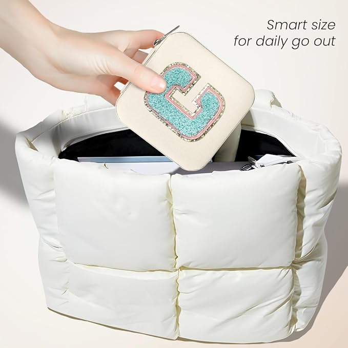 SANDJEST Personalized Jewelry Box, White Travel Jewelry Box with Initial C, Small Monogrammed Jewelry Case Organizer for Girls Women Teen Kids, Mini Travel Essentials Gifts for Birthday Christmas
