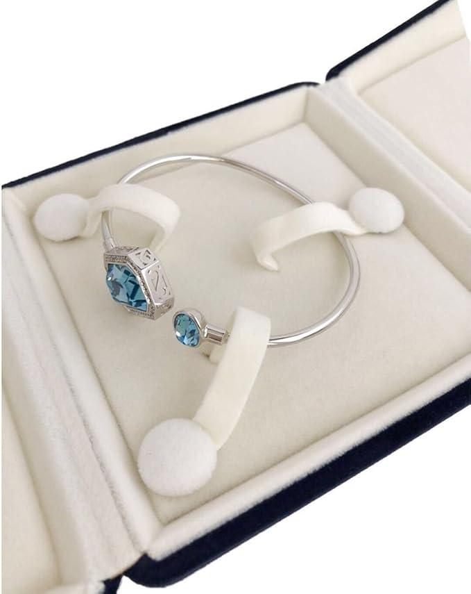 Beautiful Navy Blue Velvet Bangle Bracelet Box Packaging Premium Grade Unique Design Jewelry Case (Jewelry is not included)