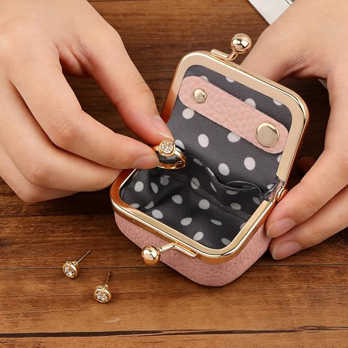 PU Leather Mini Jewelry Box, Vintage Portable Mini Jewelry Organizer with Kiss Lock, Compact Travel Case for Rings, Earrings, Necklaces - Ideal Gift for Women