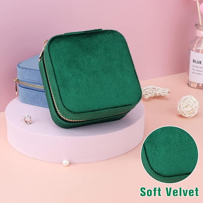 DesignSter Travel Jewelry Box - Velvet Mini Jewelry Organizer, Small Jewelry Case for Girls Women, Jewelry Storage Box for Rings Earrings Necklace (Square, Emerald Green)