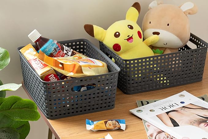 Eslite Plastic Storage Baskets for Organizing,11"X8.5"X4.7",Pack of 4 (Grey)