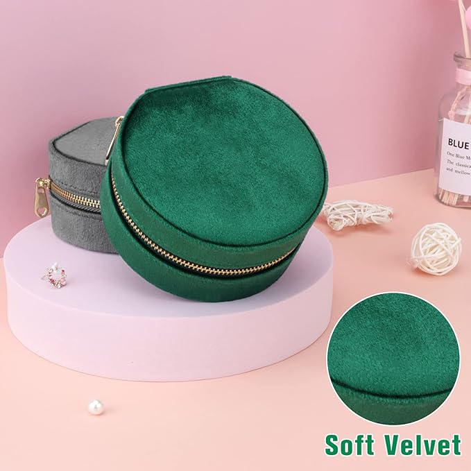 DesignSter Travel Jewelry Box - Velvet Mini Jewelry Organizer, Small Jewelry Case for Girls Women, Jewelry Storage Box for Rings Earrings Necklace (Circular, Emerald Green)