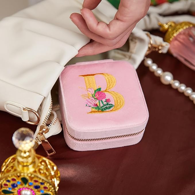 Smileshe Personalized Gifts for Mom Mothers Day, Birthday, Graduation Gift for Girls Fashion, Travel for Teen Girls Trendy Stuff, Velvet Jewelry Box with Flower, Letter B, Pink