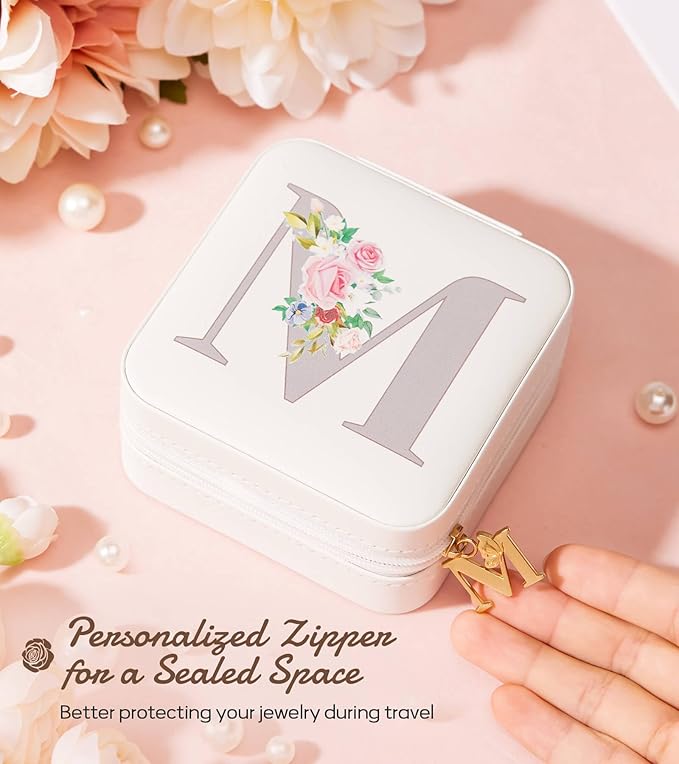 Enthralite Travel Jewelry Box for Girls: Traveling Jewelry Case Gift for Women - Mini Organizer for Necklaces Earrings White M