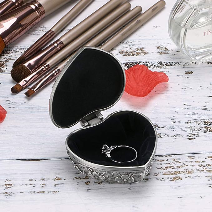 Hipiwe Vintage Heart Shape Jewelry Box - Small Antique Ring/Earrings/Necklace Storage Organizer Case, Metal Treasure Chest Trinket Keepsake Gift Box for Women