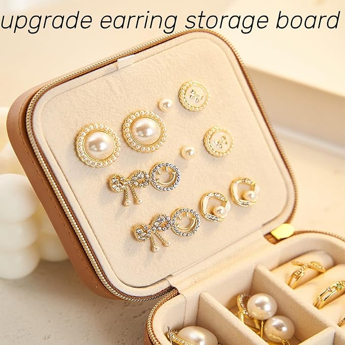 Travel Jewelry Box, PU Leather Small Jewelry Organizer for Women Girls, Portable Mini Travel Case Display Storage Holder Boxes for Stud Earrings, Rings, Necklaces (Brown)
