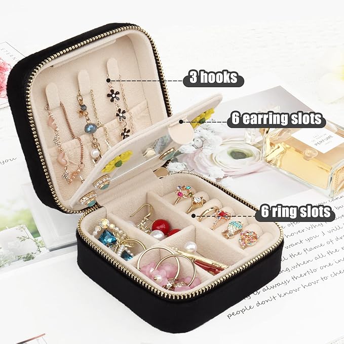 DesignSter Travel Jewelry Box - Velvet Jewelry Organizer, Small Jewelry Case, Jewelry Storage Box for Rings Earrings Necklace (Square, Black)