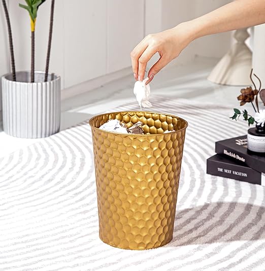 Venalys Small Metal Trash Can Wastebasket, Decorative Honeycomb Garbage Can Waste Basket, Modern Farmhouse Round Trash Bin for Bathroom, Bedroom, Kitchen and Office (Gold)