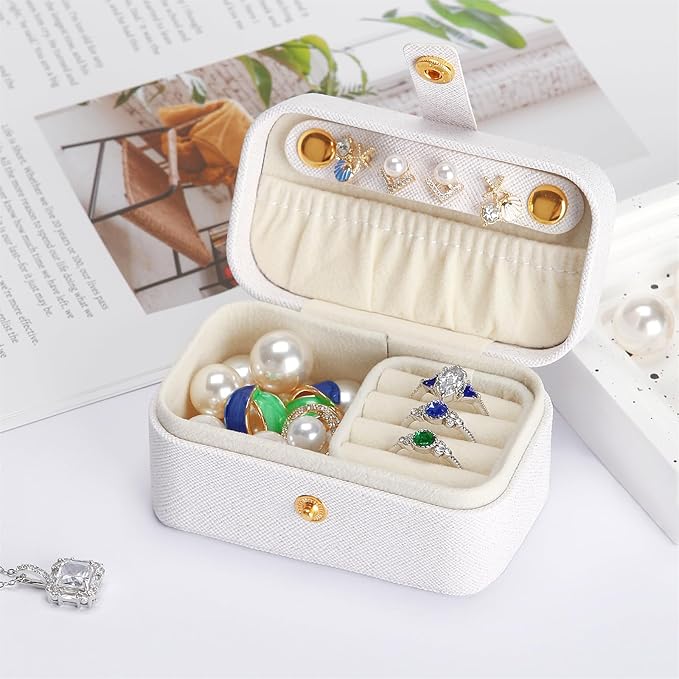 KUKUVR Small Travel Jewelry Box, Mini Jewelry Holder for Multiple Rings Necklace Earrings Lipstick, Portable Jewelry Storage Organizer Case with Removable Ring Slot (WHITE)