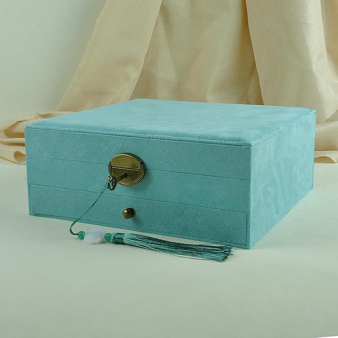 Women Jewelry Box Lockable 3 Layers Large Jewelry Organizer Storage Case for Earrings Necklaces Rings Bracelets,Green Display Jewel Holder (Light Green)