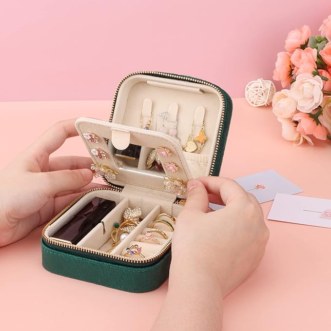 DesignSter Travel Jewelry Box - Velvet Mini Jewelry Organizer, Small Jewelry Case for Girls Women, Jewelry Storage Box for Rings Earrings Necklace (Square, Emerald Green)