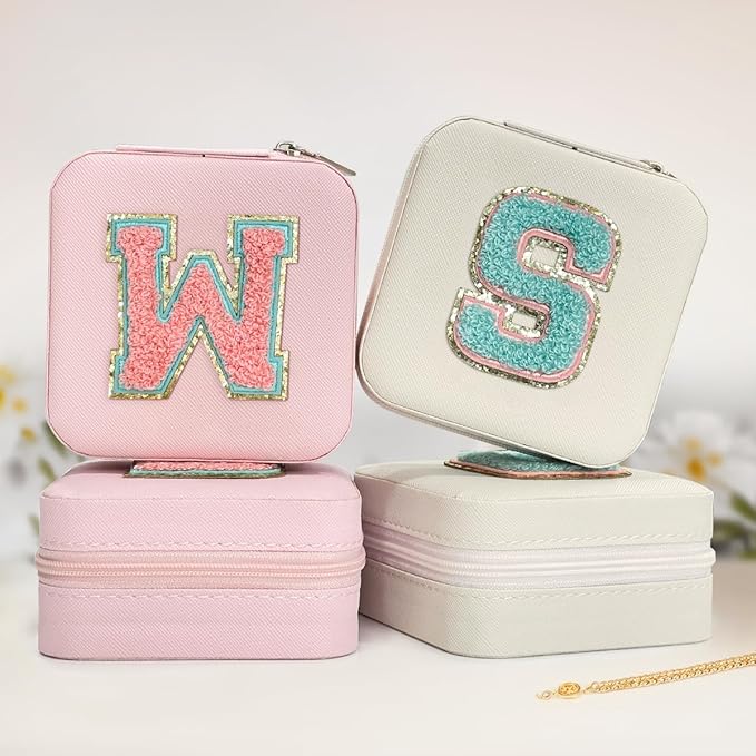 SANDJEST Personalized Jewelry Box, Pink Travel Jewelry Box with Initial W, Small Monogrammed Jewelry Case Organizer for Girls Women Teen Kids, Mini Travel Essentials Gifts for Birthday Christmas