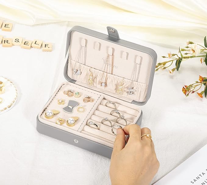 Voova Jewelry Box Organizer for Women Girls, 2 Layer Large Men Jewelry Storage Case, PU Leather Display Jewellery Holder with Removable Tray for Necklace Earrings Rings Bracelets (Grey, Small)