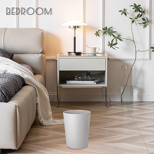UUJOLY Small Trash Can Wastebasket Garbage Can Container Bins for Bathrooms, Laundry Room, Kitchens, Offices, Kids Rooms, Dorms (Grey)