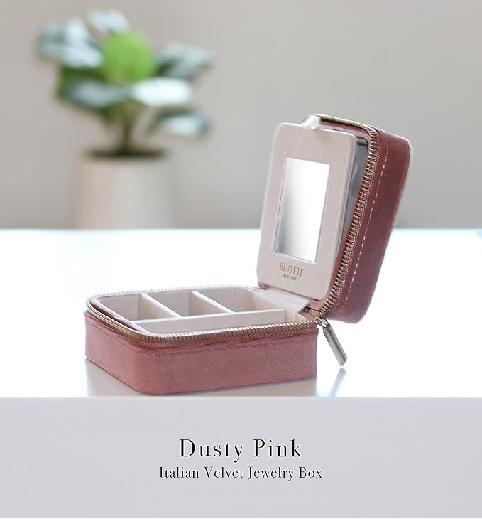 BLUTETE Travel Jewelry Box Organizer Velvet Travel Case With Mirror Ring Earrings Necklaces Storage Organizer Box (Dusty Pink)