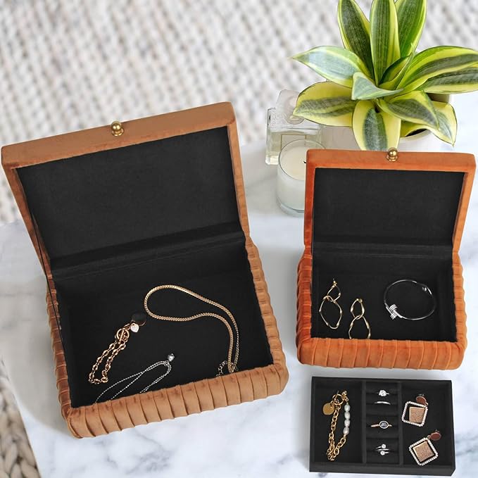 HofferRuffer Velvet Decorative Boxes, Jewelry Boxes Storage Accessory Organizer Boxes with Elegant Handle Decor, Classic Velvet Set of 2 Pieces (Brown)
