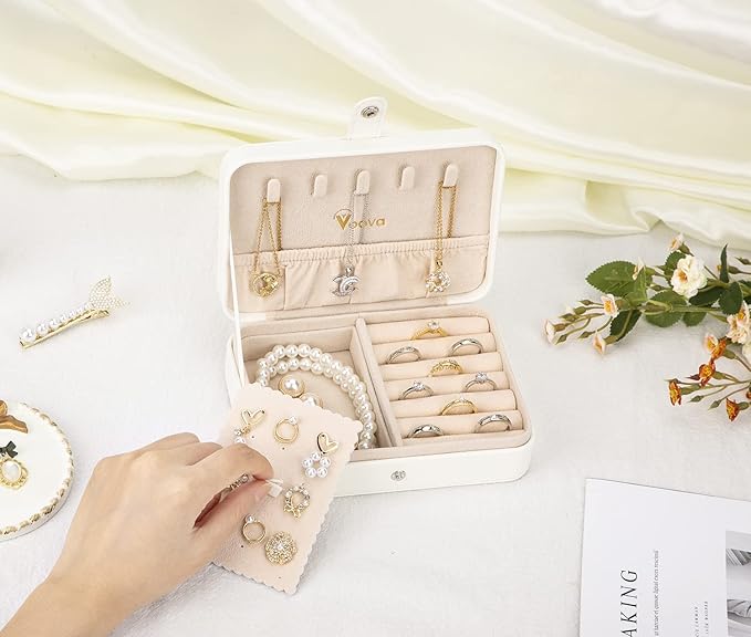 Voova Jewelry Box Organizer for Women Girls, 2 Layer Large Men Jewelry Storage Case, PU Leather Display Jewellery Holder with Removable Tray for Necklace Earrings Rings Bracelets (White, Small)
