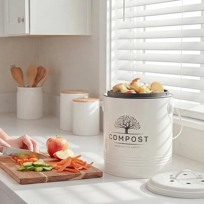 Perfnique Kitchen Compost Bin, 1.3 Gallon Countertop Compost Bin with Lid, Indoor Compost Bucket Includes Inner Bucket Liner and Carbon Filter, Small Compost Bin with Trash Bags (with Bags, Cream)