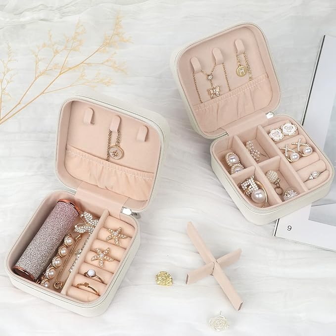 MFXIP Travel Jewelry Case Small Jewelry Box Jewelry Organizer Storage Case Portable PU Leather Mini Jewelry Travel Case for Girls Womens Earring, Necklace, Rings,Bracelets