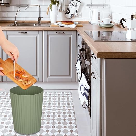 JiatuA Small Trash Can Plastic Wastebasket Round Garbage Container Bin for Bathroom, Kitchen, Bedroom, Home Office, College Dorm, Green 2 Pack