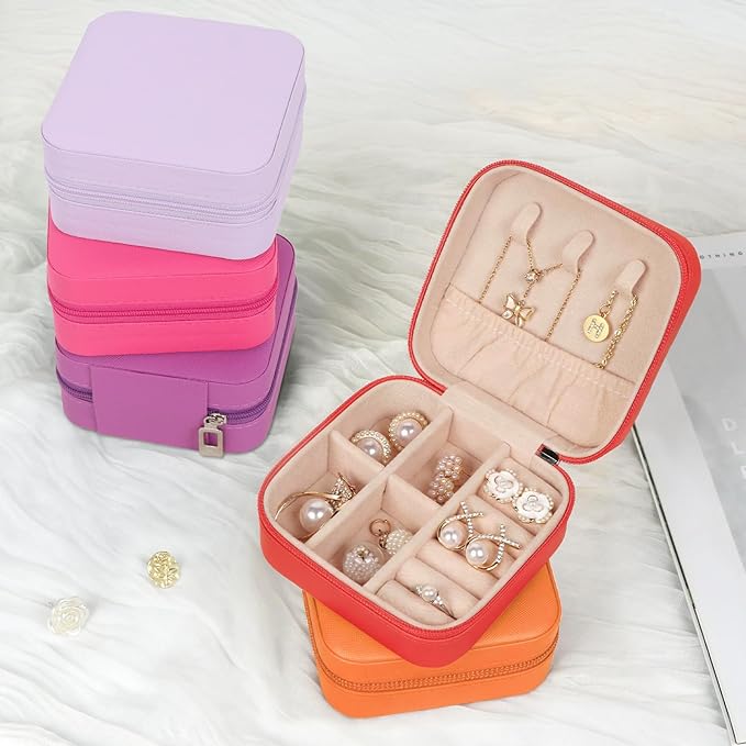 MFXIP Travel Jewelry Case Small Jewelry Box Jewelry Organizer Storage Case Portable PU Leather Mini Jewelry Travel Case for Girls Womens Earring, Necklace, Rings,Bracelets