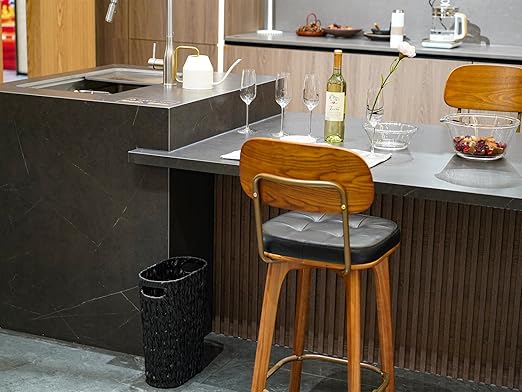 Coeusy 5 Gallon Wicker Trash Can,Black Bathroom Trash Can,Wicker Trash Basket with Handles,Handwoven Small Waste Basket for Bathroom,Bedroom,Kitchen,Office,20 Liters