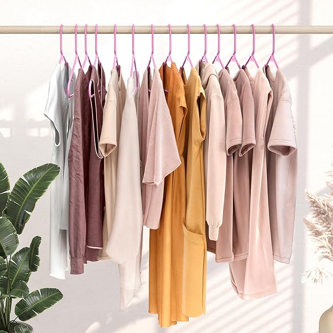 Plastic Hangers 20 Pack Pink - Clothes Hangers - Makes The Perfect Coat Hanger and General Space Saving Hangers for Closet and New Apartment Essentials - Percheros Ganchos para Colgar Ropa Hangars