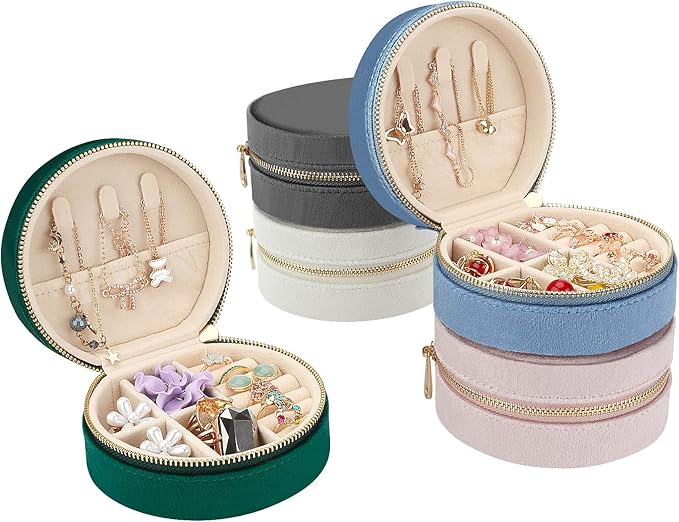 DesignSter Travel Jewelry Box - Velvet Mini Jewelry Organizer, Small Jewelry Case for Girls Women, Jewelry Storage Box for Rings Earrings Necklace (Circular, Emerald Green)