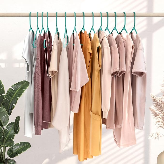 Plastic Hangers 20 Pack Aqua - Clothes Hangers - Makes The Perfect Coat Hanger and General Space Saving Hangers for Closet and New Apartment Essentials - Percheros Ganchos para Colgar Ropa Hangars