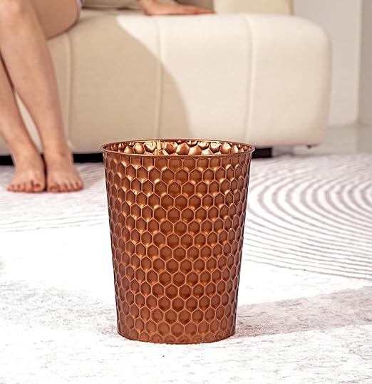 Venalys Small Metal Trash Can Wastebasket, Decorative Honeycomb Garbage Can Waste Basket, Modern Farmhouse Round Trash Bin for Bathroom, Bedroom, Kitchen and Office (Copper)