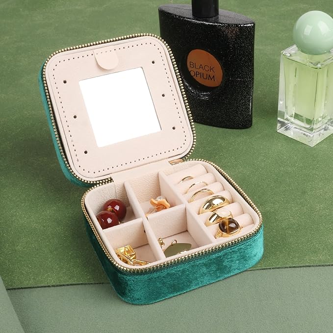 OceeK Plush Velvet Jewelry Box,Travel Jewelry Case and Organizer with Mirror,Jewelry Box for Women Girls,Green,1 Pack