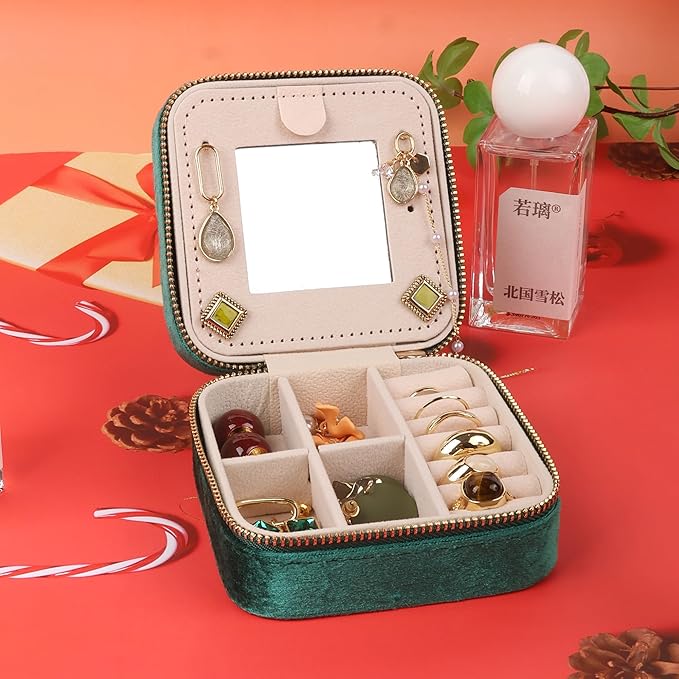 OceeK Travel Jewelry Case Box Organizer with Mirror,Travel Jewelry Box Holder Stocking Stuffers,Green,1 Pack