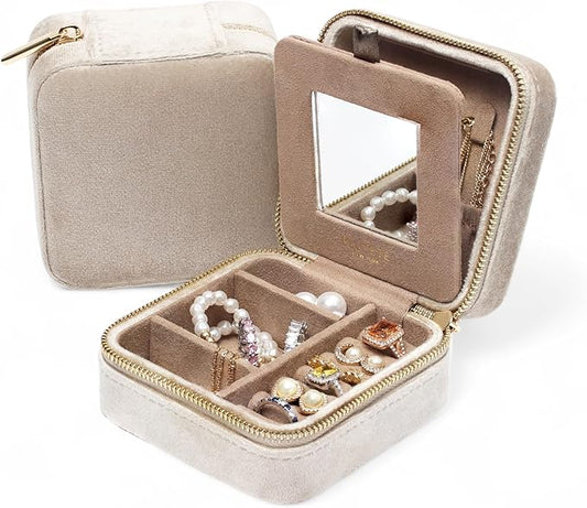 BLUTETE Travel Jewelry Box Organizer Velvet Travel Case With Mirror Ring Earrings Necklaces Storage Organizer Box (Champagne)